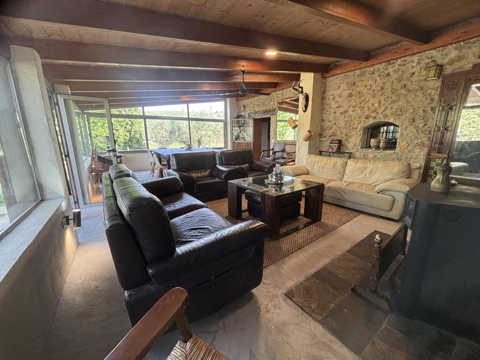 6 soveværelse Finca/Landehus til salg i Enguera - € 1.100.000 (Ref: 9074390)