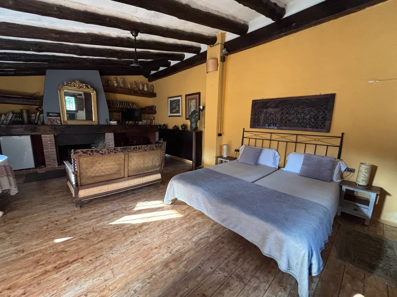 6 soveværelse Finca/Landehus til salg i Enguera - € 1.100.000 (Ref: 9074390)