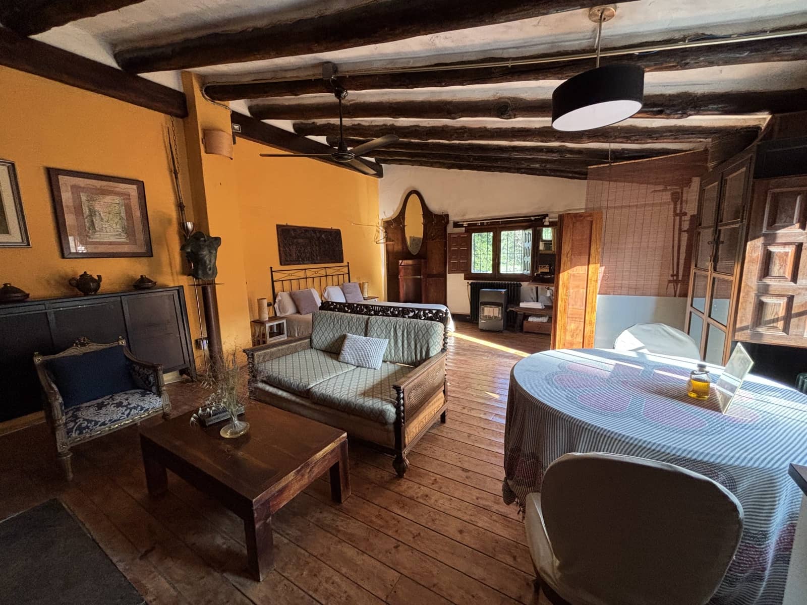 6 soveværelse Finca/Landehus til salg i Enguera - € 1.100.000 (Ref: 9074390)