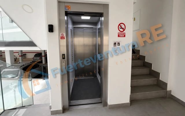 1 chambre Penthouse à vendre à Corralejo, La Oliva - 258 000 € (Ref: 10037727)