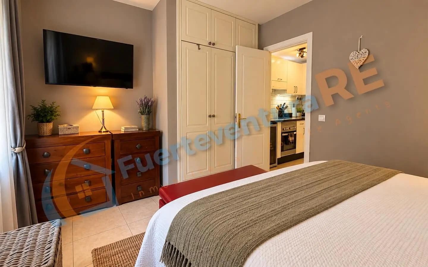 1 quarto Apartamento para venda em Corralejo com piscina garagem - 215 000 € (Ref: 10070238)