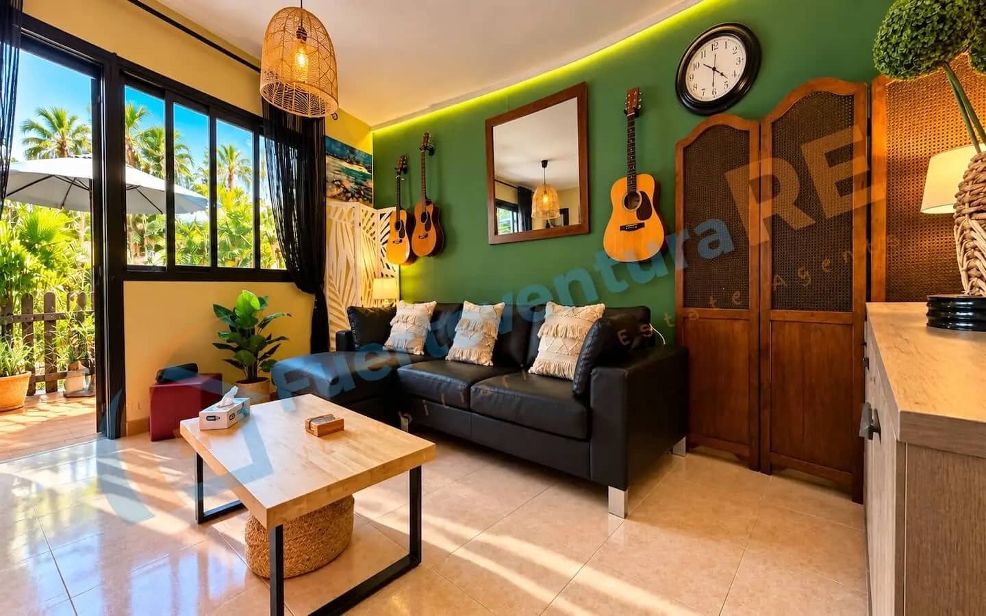 1 quarto Apartamento para venda em Corralejo com piscina garagem - 215 000 € (Ref: 10070238)