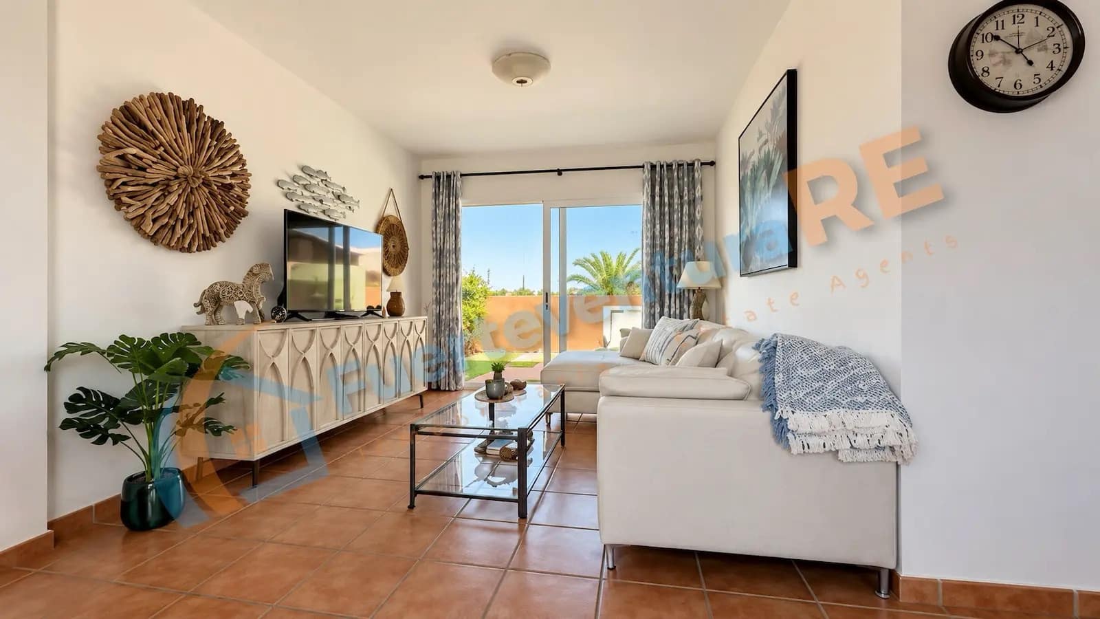 2 makuuhuone Huoneisto myytävänä paikassa Corralejo mukana uima-altaan - 259 000 € (Ref: 10111116)