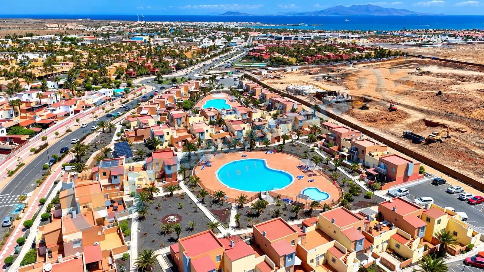 2 makuuhuone Huoneisto myytävänä paikassa Corralejo mukana uima-altaan - 259 000 € (Ref: 10111116)