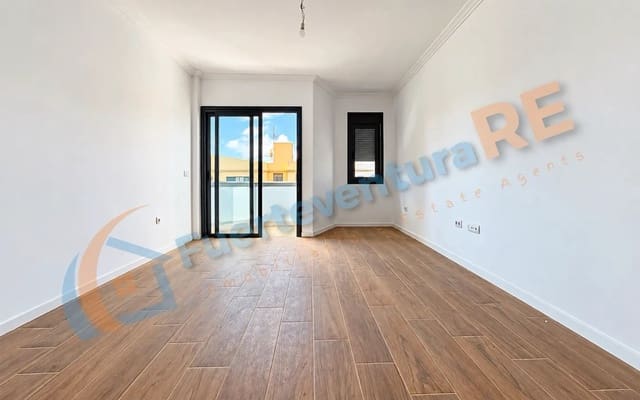 2 makuuhuone Huoneisto myytävänä paikassa Puerto del Rosario mukana 
autotalli - 175 000 € (Ref: 10150212)
