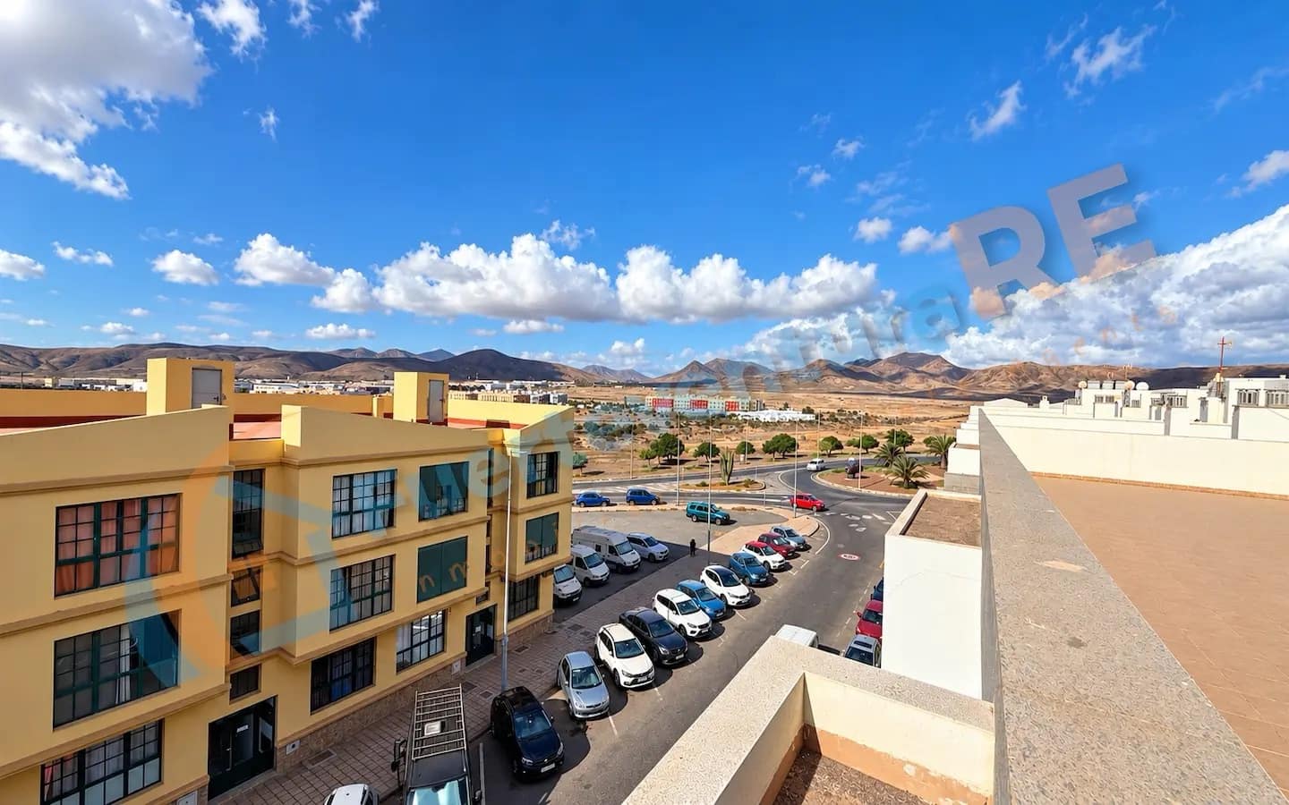 2 bedroom Apartment for sale in Puerto del Rosario with garage - € 175,000 (Ref: 10150212)