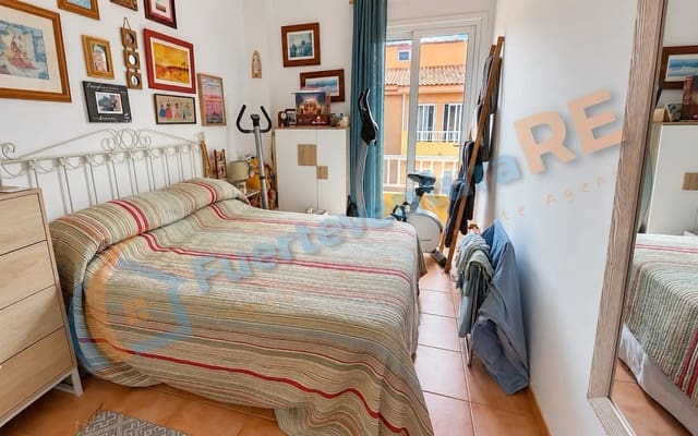 2 makuuhuone Kattohuoneisto myytävänä paikassa Corralejo, La Oliva mukana uima-altaan 
autotalli - 278 000 € (Ref: 10163299)