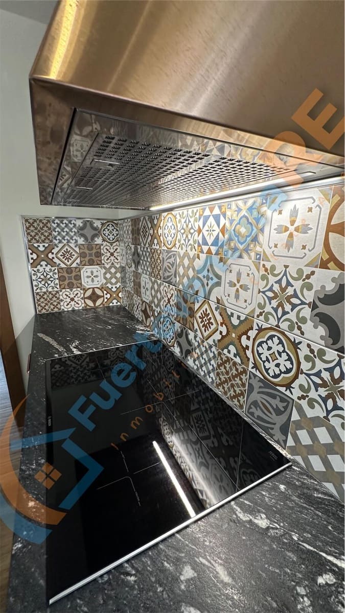 3 soveværelse Villa til salg i Llanos de la Concepcion med garage - € 650.000 (Ref: 7971138)