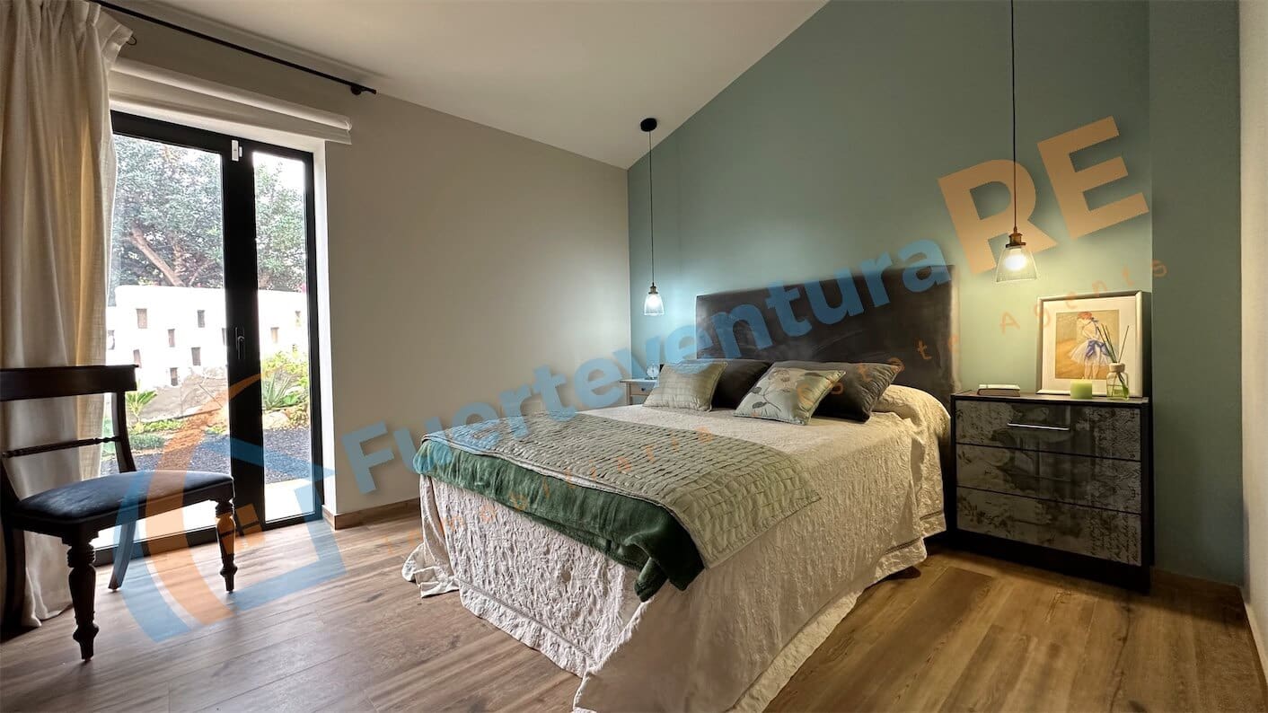 3 soveværelse Villa til salg i Llanos de la Concepcion med garage - € 650.000 (Ref: 7971138)