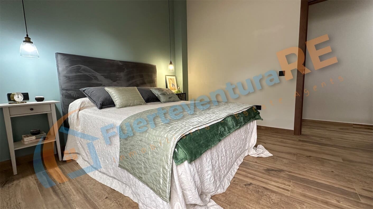 3 soveværelse Villa til salg i Llanos de la Concepcion med garage - € 650.000 (Ref: 7971138)