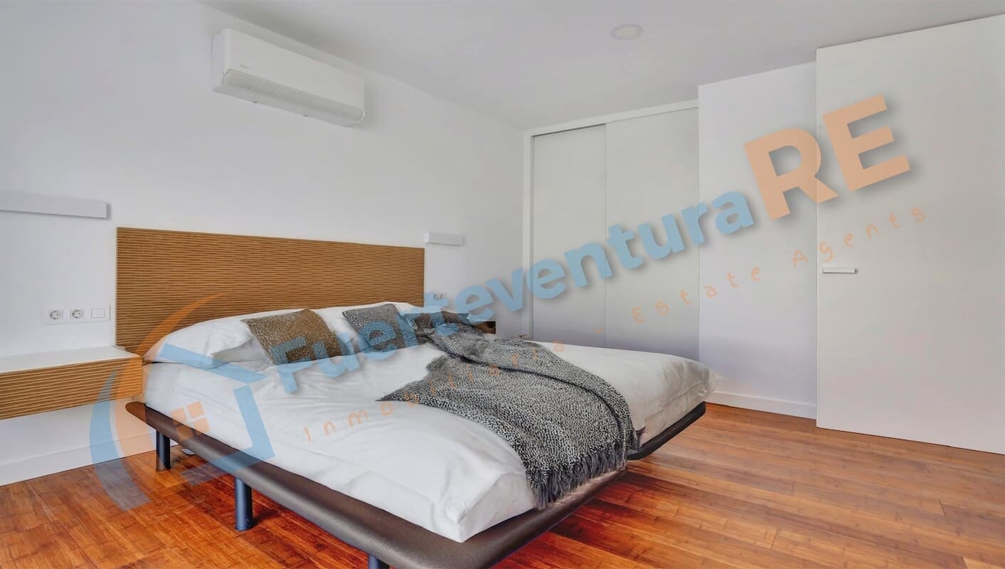 3 slaapkamer Penthouse te koop in El Cotillo - € 400.000 (Ref: 8770070)