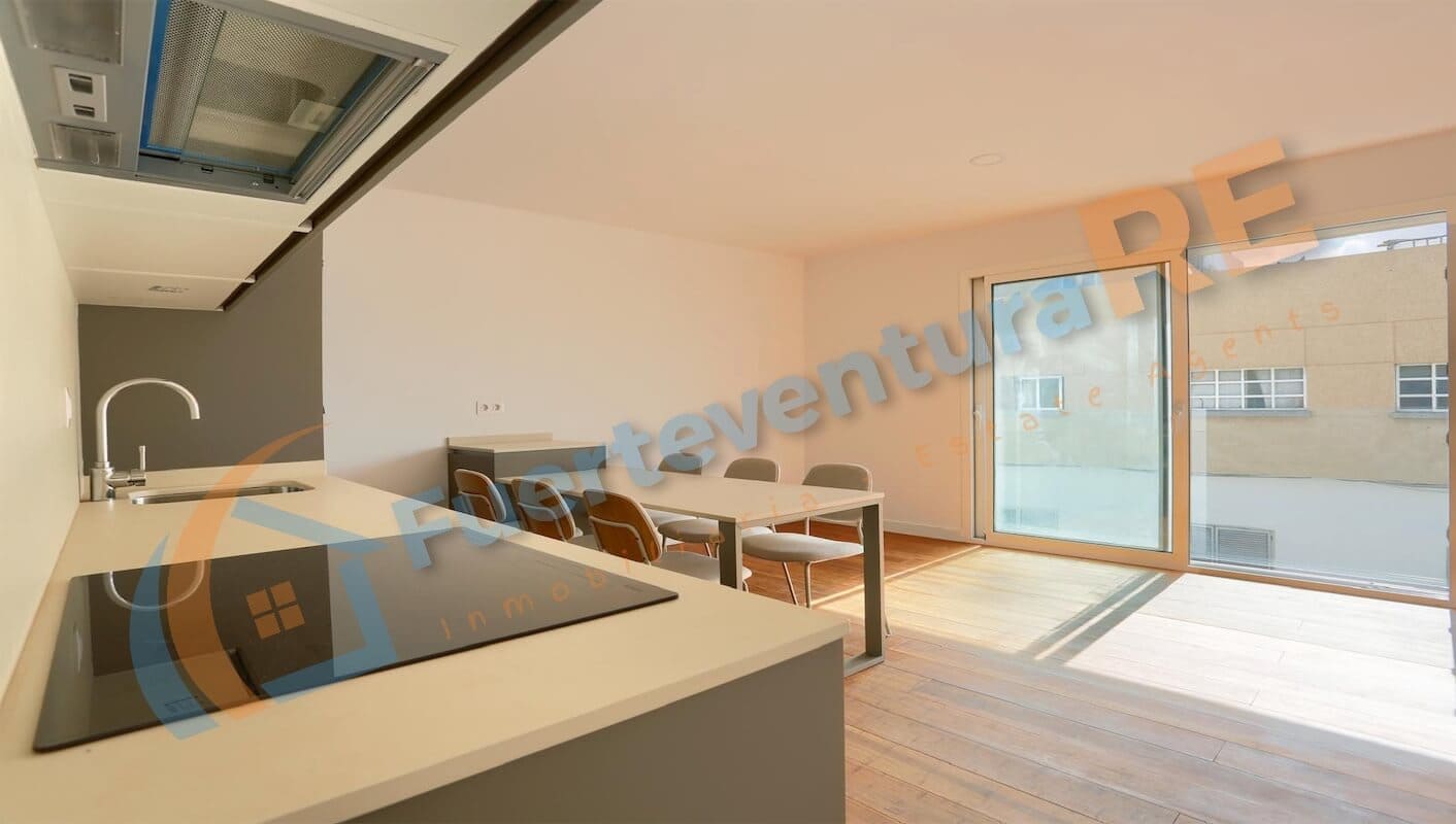 3 slaapkamer Penthouse te koop in El Cotillo - € 400.000 (Ref: 8770070)