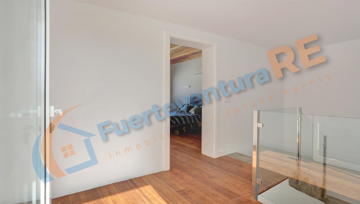 3 slaapkamer Penthouse te koop in El Cotillo - € 400.000 (Ref: 8770070)