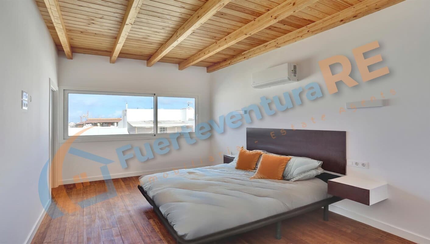 3 slaapkamer Penthouse te koop in El Cotillo - € 400.000 (Ref: 8770070)