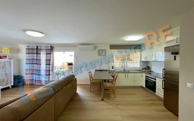 2 Zimmer Doppelhaus zu verkaufen in Caleta de Fuste, Antigua mit Garage - 245.000 € (Ref: 8958139)