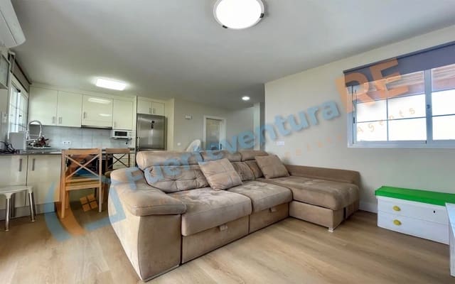 2 Zimmer Doppelhaus zu verkaufen in Caleta de Fuste, Antigua mit Garage - 245.000 € (Ref: 8958139)