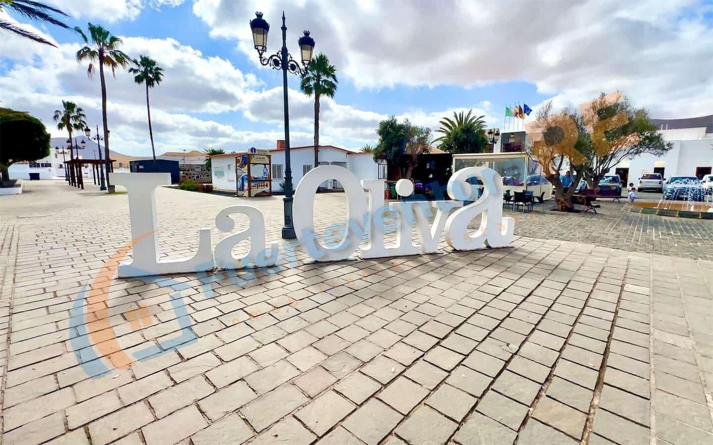 3 soveværelse Byhus til salg i La Oliva med garage - € 230.000 (Ref: 9035722)