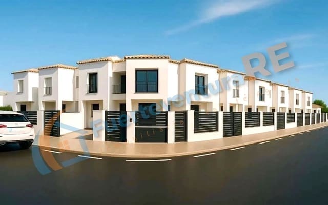 3 soveværelse Byhus til salg i La Oliva med garage - € 230.000 (Ref: 9035722)