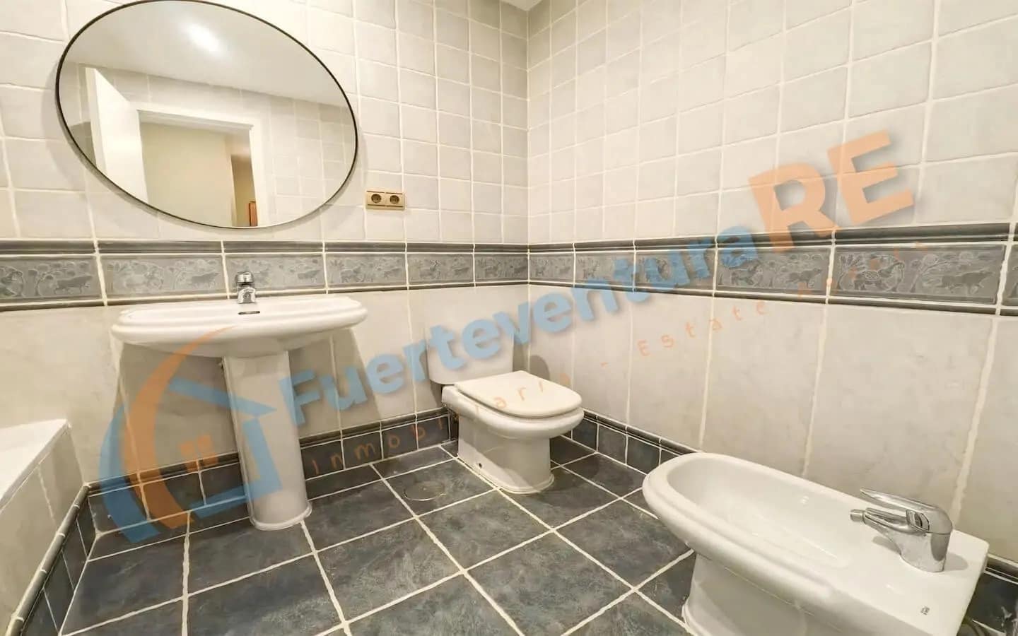 3 soverom Hus til salgs i Corralejo med svømmebasseng - € 480 000 (Ref: 9064733)