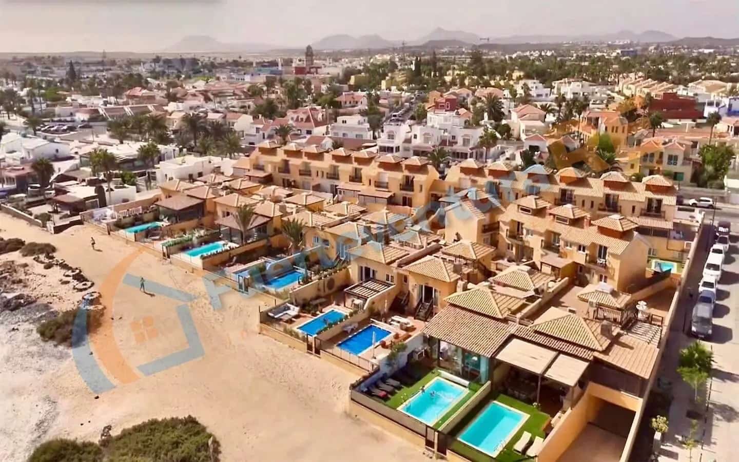 3 soverom Hus til salgs i Corralejo med svømmebasseng - € 480 000 (Ref: 9064733)