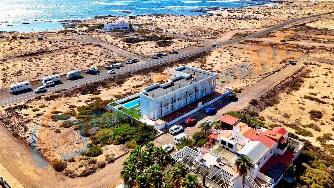 2 slaapkamer Penthouse te koop in El Cotillo met zwembad - € 360.000 (Ref: 9154704)