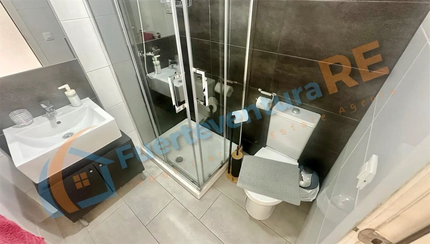 2 slaapkamer Appartement te koop in Corralejo met zwembad - € 198.000 (Ref: 9313991)