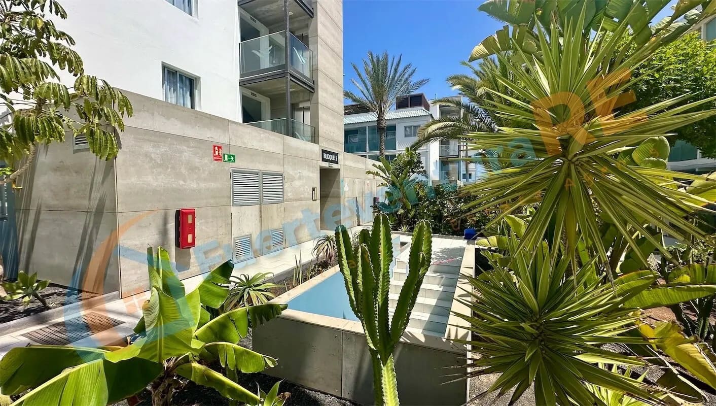 2 slaapkamer Appartement te koop in Corralejo met zwembad - € 198.000 (Ref: 9313991)