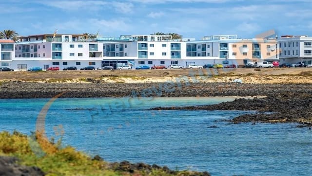 2 slaapkamer Appartement te koop in Corralejo, La Oliva met zwembad - € 186.000 (Ref: 9313991)