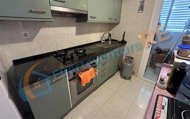 2 slaapkamer Appartement te koop in Corralejo, La Oliva - € 218.000 (Ref: 9314244)