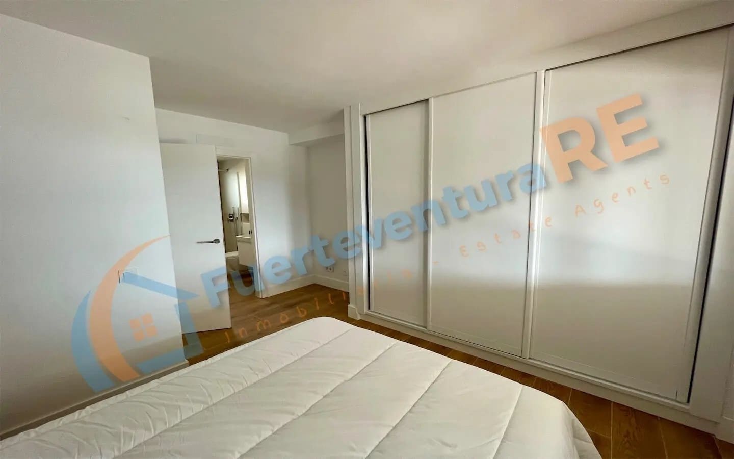 3 camera da letto Appartamento in vendita in Corralejo con piscina garage - 345.000 € (Rif: 9355353)