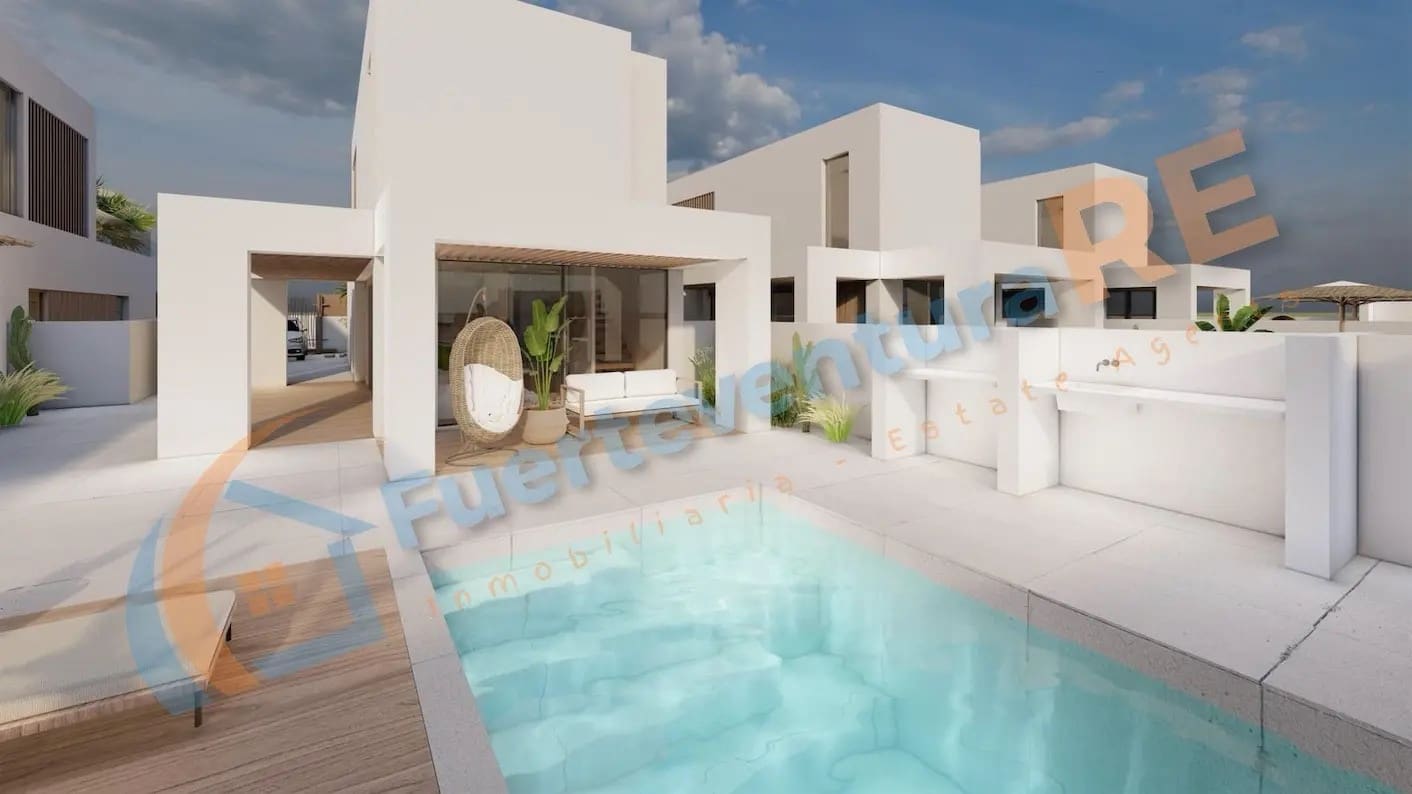 Chalet de 3 habitaciones en Corralejo en venta con piscina garaje - 520.000 € (Ref: 9388654)