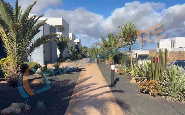 1 sypialnia Apartament na sprzedaż w Villaverde, La Oliva z basenem - 224 000 € (Ref: 9425390)