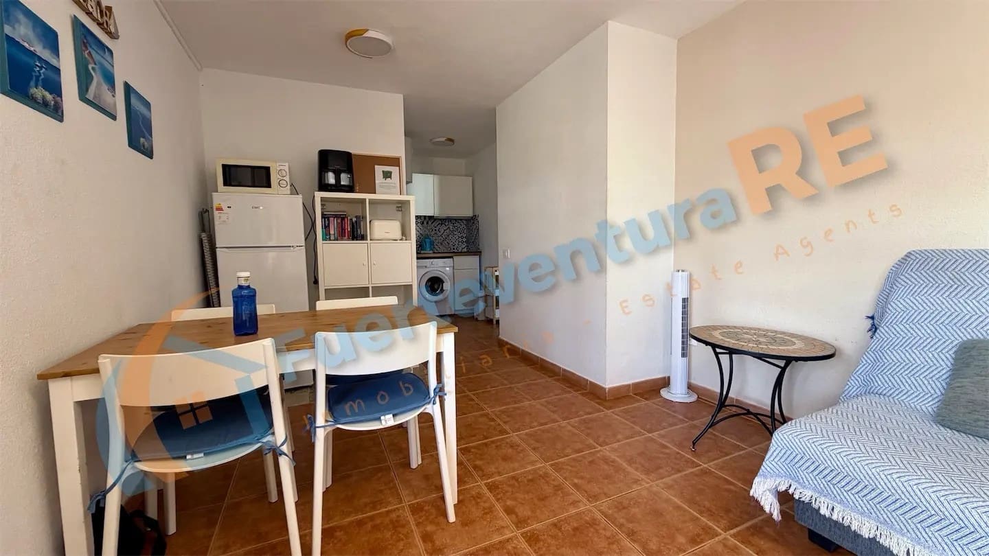 Apartamento de 1 habitación en Caleta de Fuste en venta con piscina - 178.000 € (Ref: 9441630)