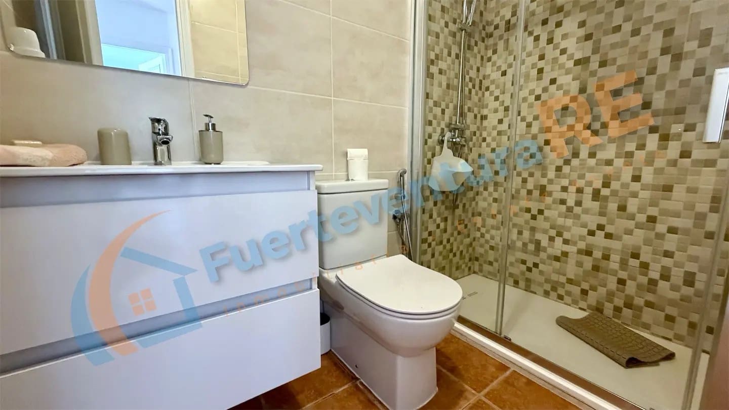 Apartamento de 1 habitación en Caleta de Fuste en venta con piscina - 178.000 € (Ref: 9441630)