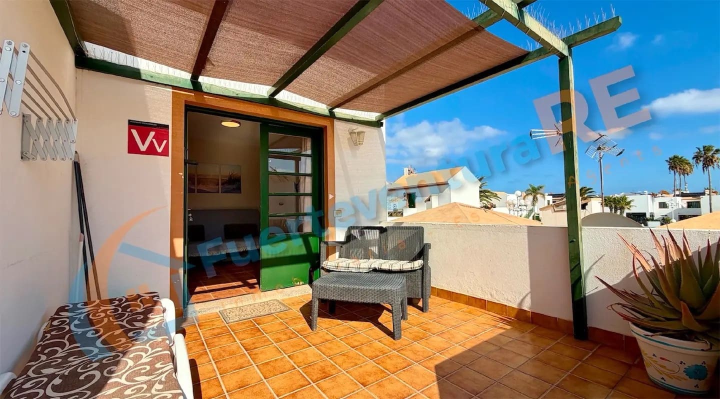 Apartamento de 1 habitación en Caleta de Fuste en venta con piscina - 178.000 € (Ref: 9441630)