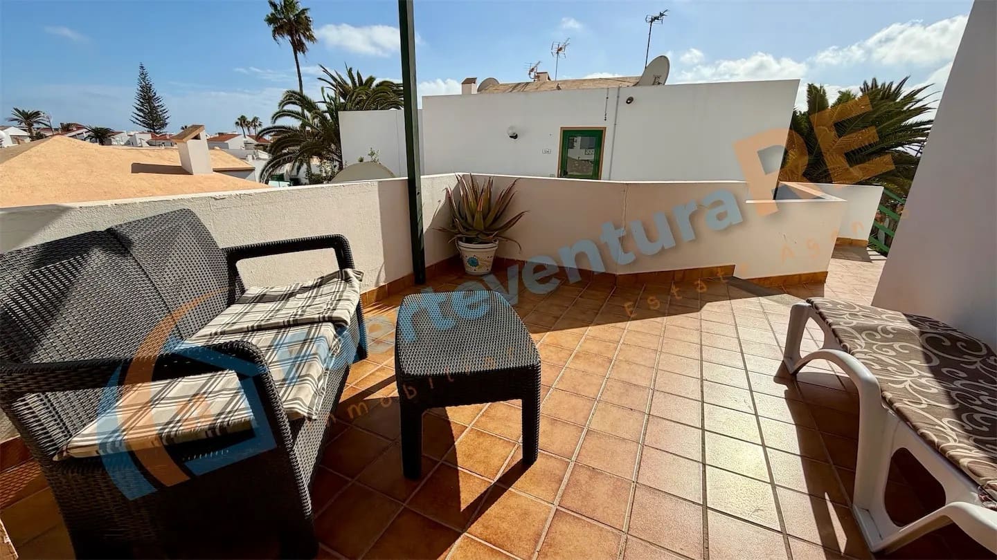 Apartamento de 1 habitación en Caleta de Fuste en venta con piscina - 178.000 € (Ref: 9441630)