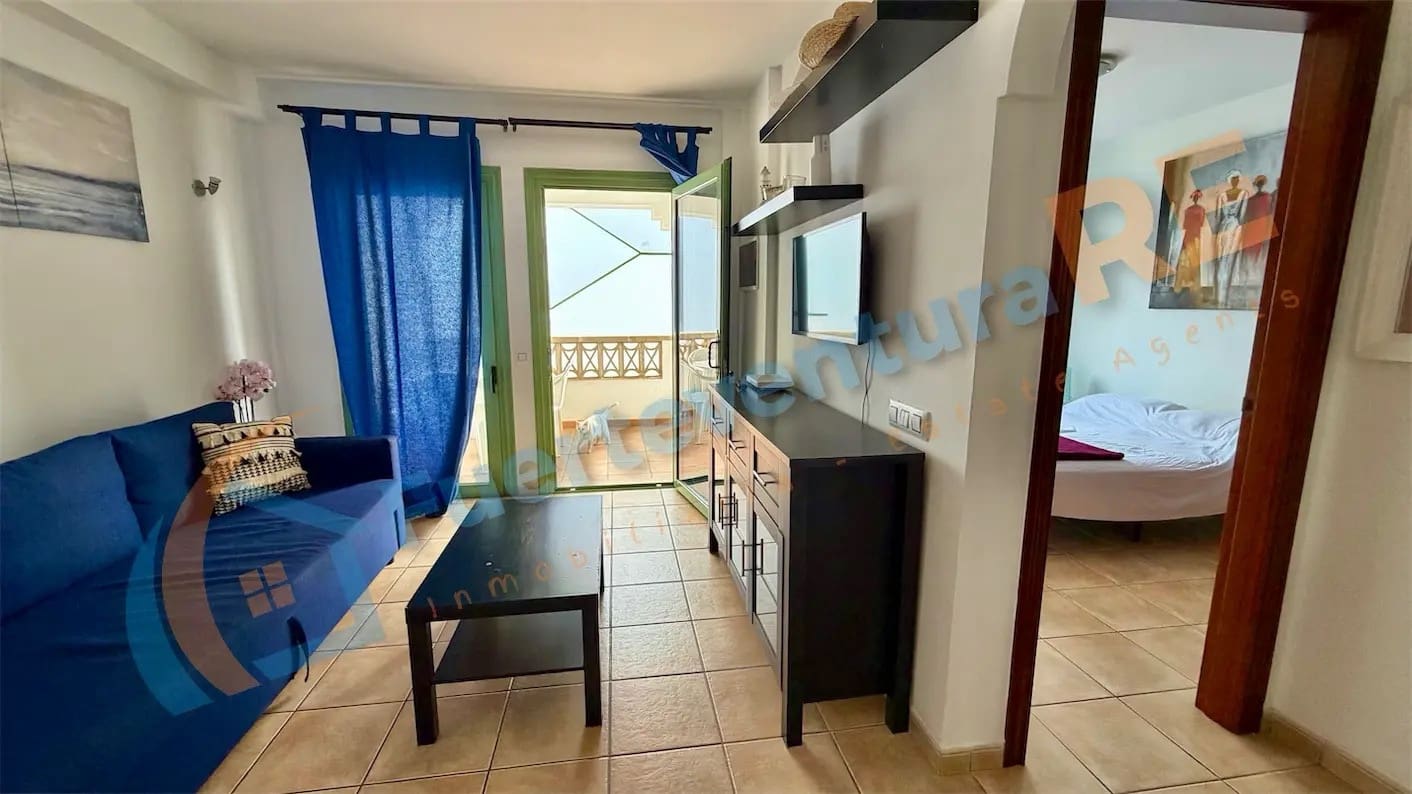 2 Zimmer Apartment zu verkaufen in Caleta de Fuste mit Pool - 200.000 € (Ref: 9452555)