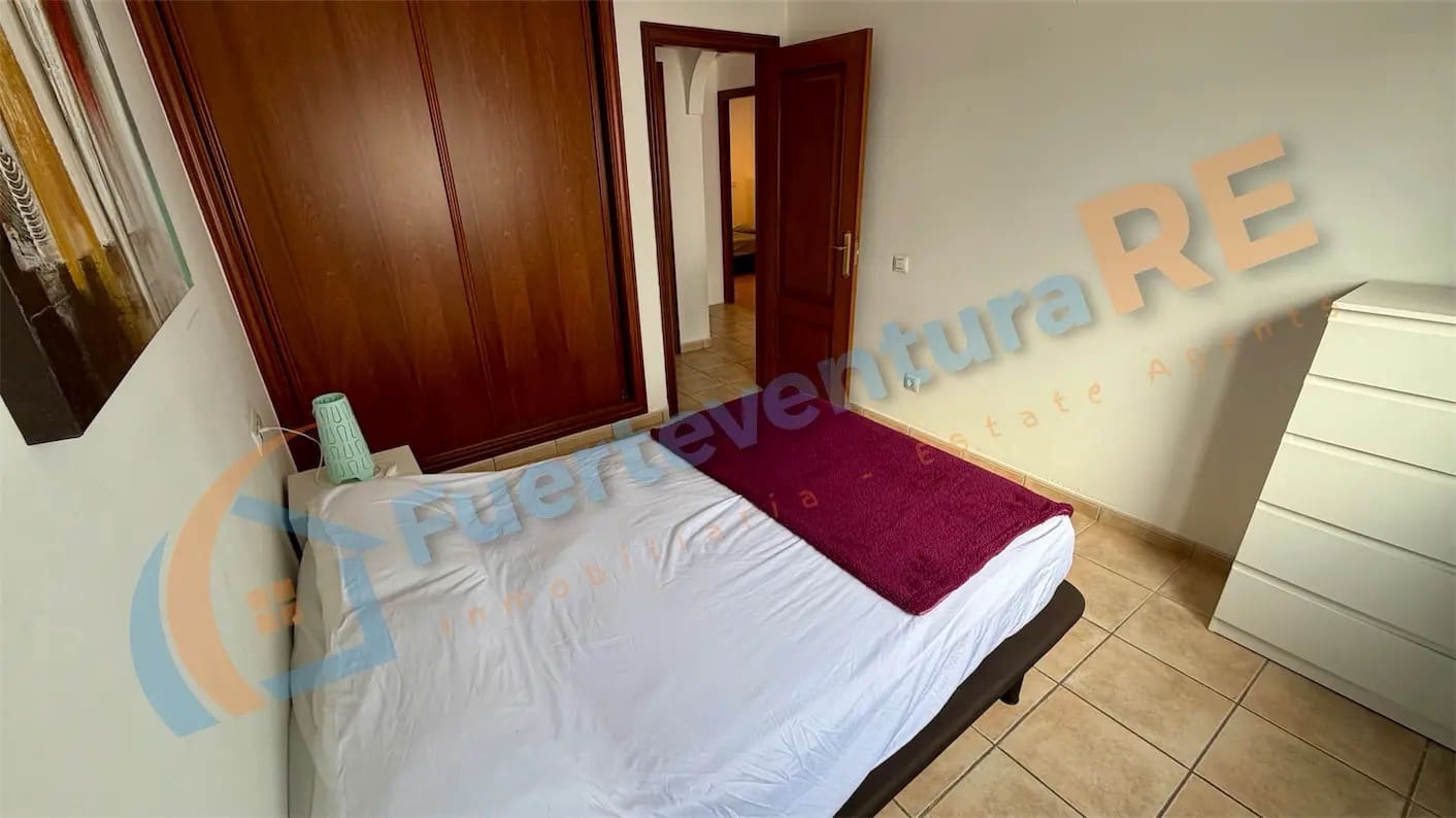 2 Zimmer Apartment zu verkaufen in Caleta de Fuste mit Pool - 200.000 € (Ref: 9452555)