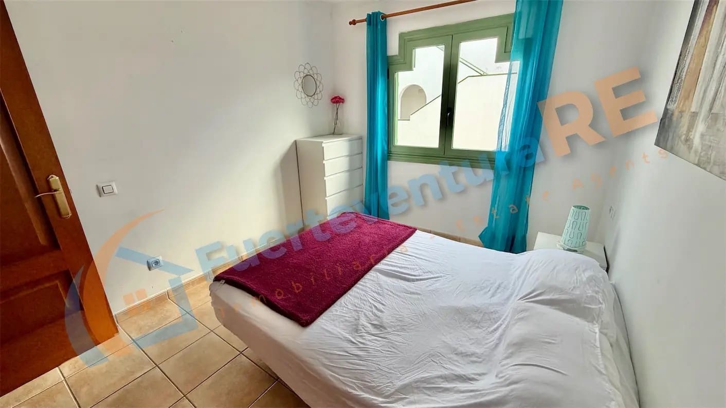 2 Zimmer Apartment zu verkaufen in Caleta de Fuste mit Pool - 200.000 € (Ref: 9452555)