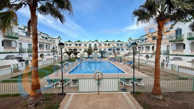 2 slaapkamer Appartement te koop in Caleta de Fuste, Antigua met zwembad - € 200.000 (Ref: 9452555)