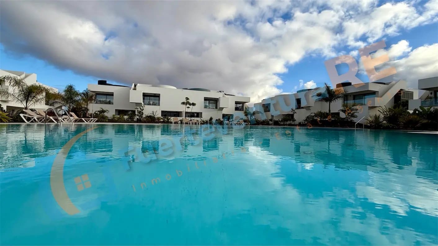 Ático de 1 habitación en Villaverde en venta con piscina - 285.000 € (Ref: 9471110)