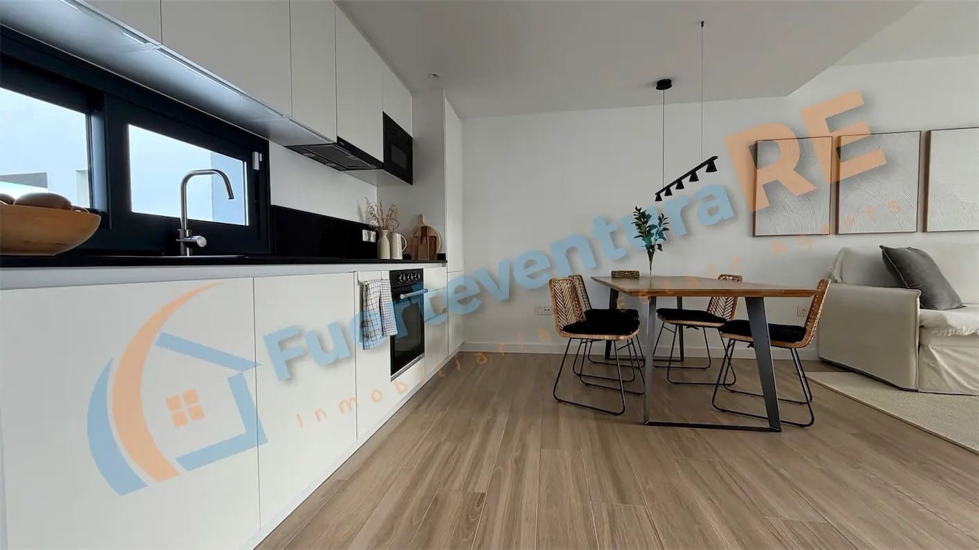 Ático de 1 habitación en Villaverde en venta con piscina - 285.000 € (Ref: 9471110)