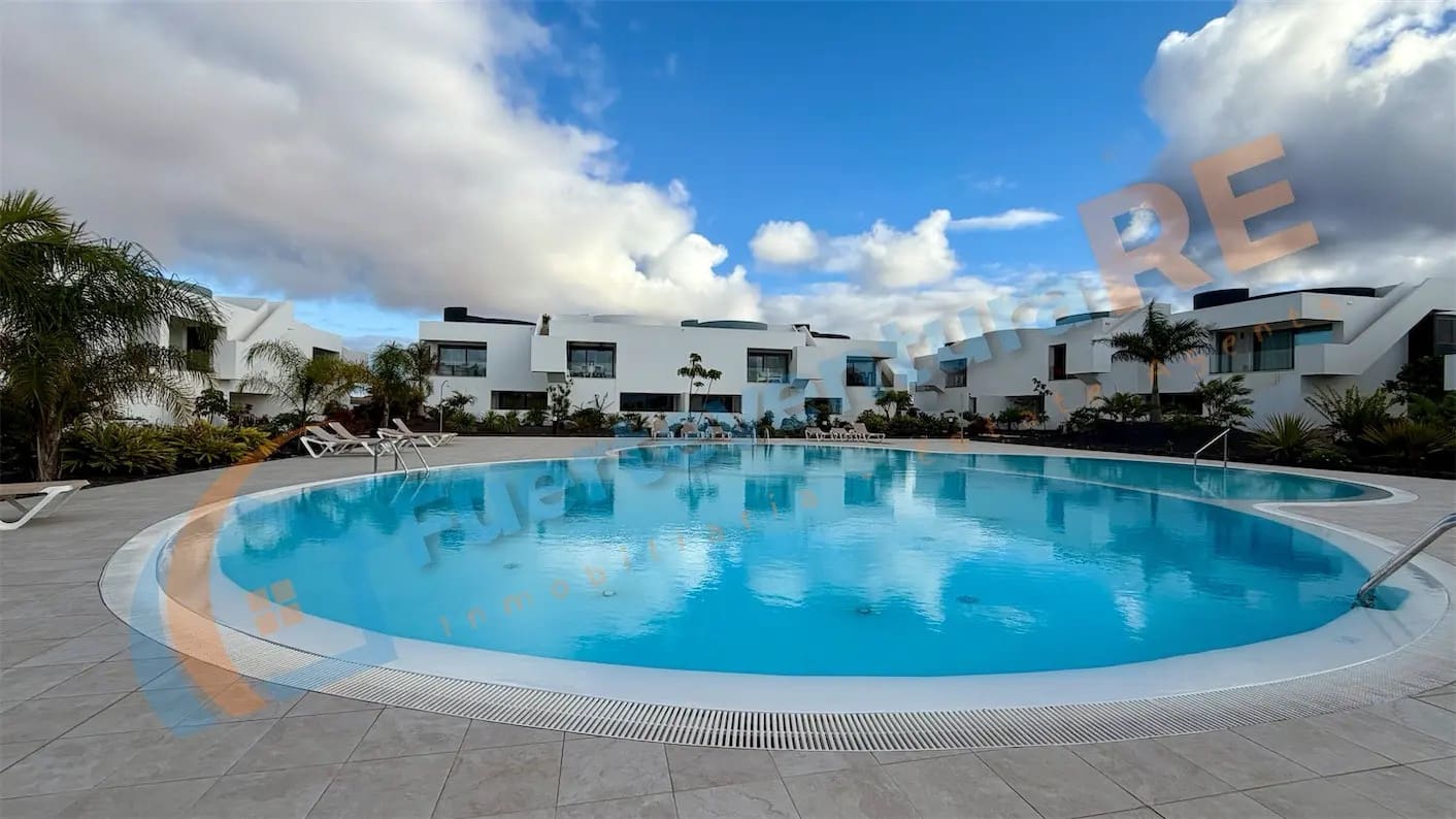 Ático de 1 habitación en Villaverde en venta con piscina - 285.000 € (Ref: 9471110)