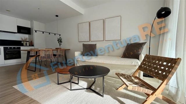 Ático de 1 habitación en Villaverde, La Oliva en venta con piscina - 285.000 € (Ref: 9471110)
