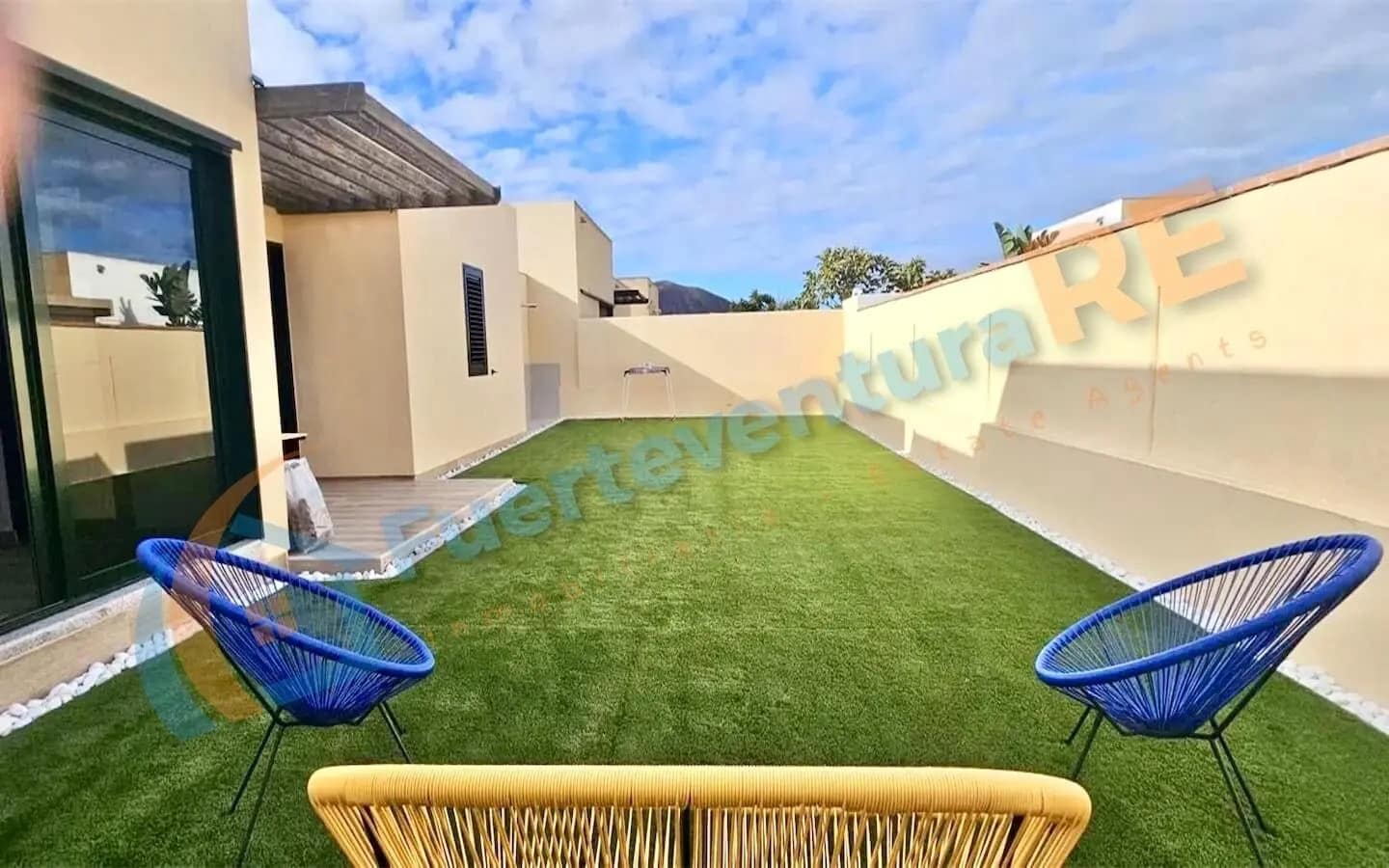 2 sovrum Villa till salu i Tamaragua med garage - 309 000 € (Ref: 9566813)