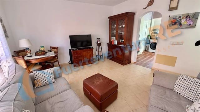 2 sovrum Bungalow till salu i Corralejo, La Oliva med pool - 298 000 € (Ref: 9610758)