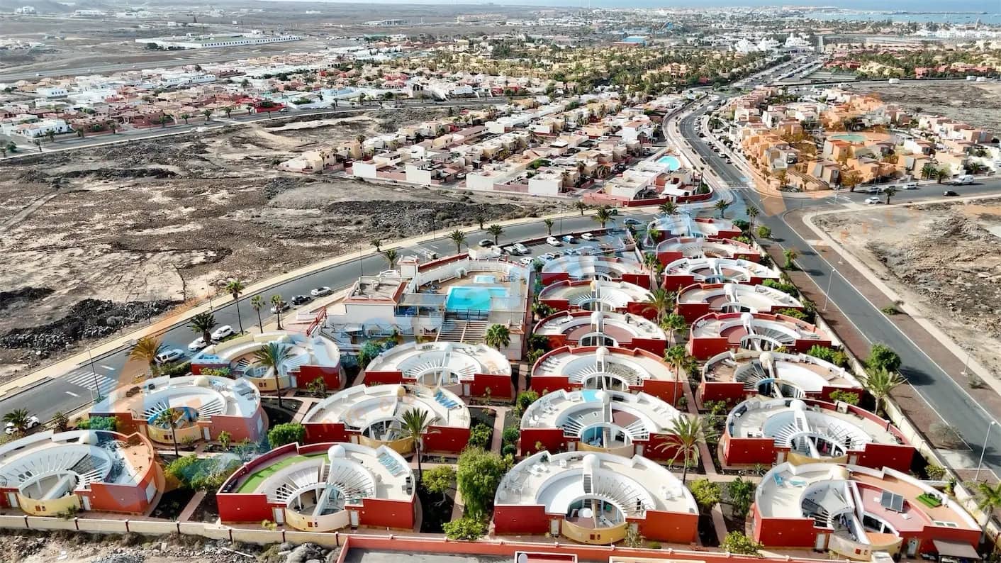 2 sovrum Bungalow till salu i Corralejo med pool - 298 000 € (Ref: 9610758)