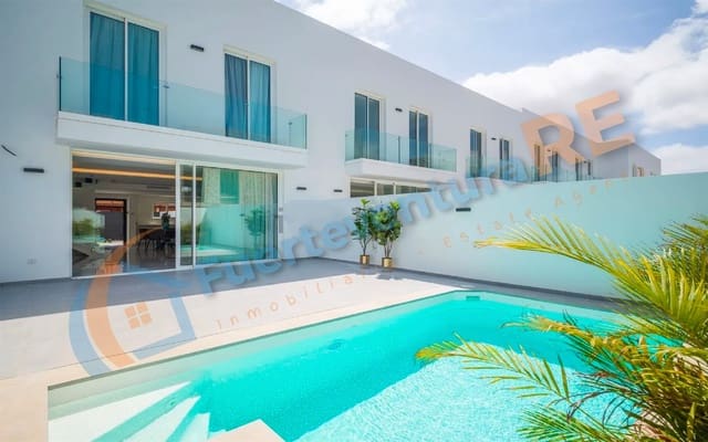 3 camera da letto Casa in vendita in Corralejo, La Oliva con piscina garage - 450.000 € (Rif: 9611823)