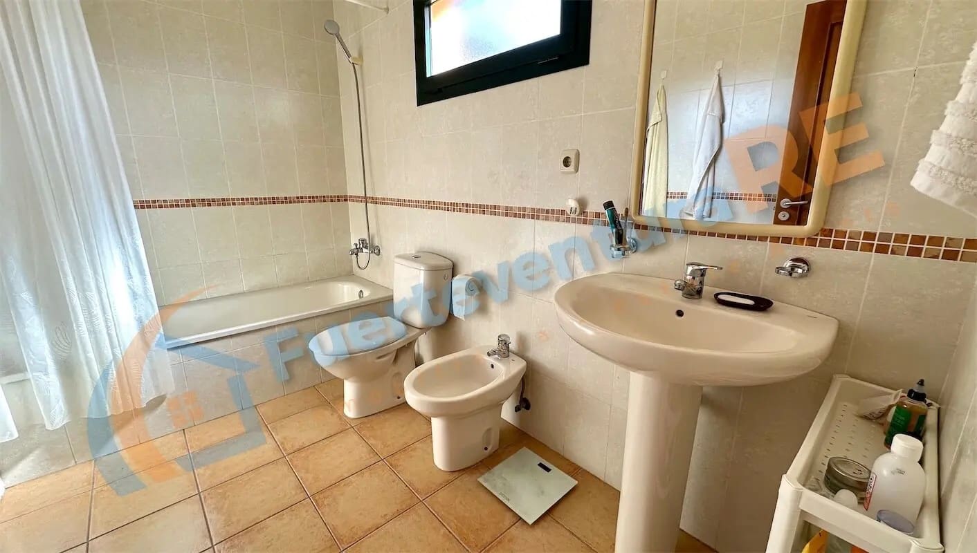 1 chambre Villa/Maison à vendre à Tamaragua avec garage - 240 000 € (Ref: 9705890)