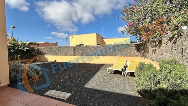 1 bedroom Villa for sale in Tamaragua, La Oliva with garage - € 240,000 (Ref: 9705890)